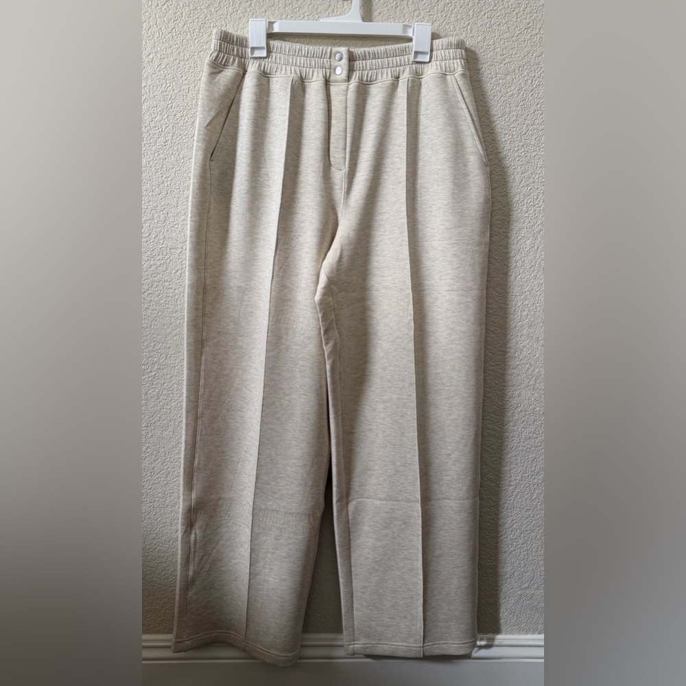 Spanx XL Regular Brushed Air Essentials Straight Leg Inseam 31” Heather Cream